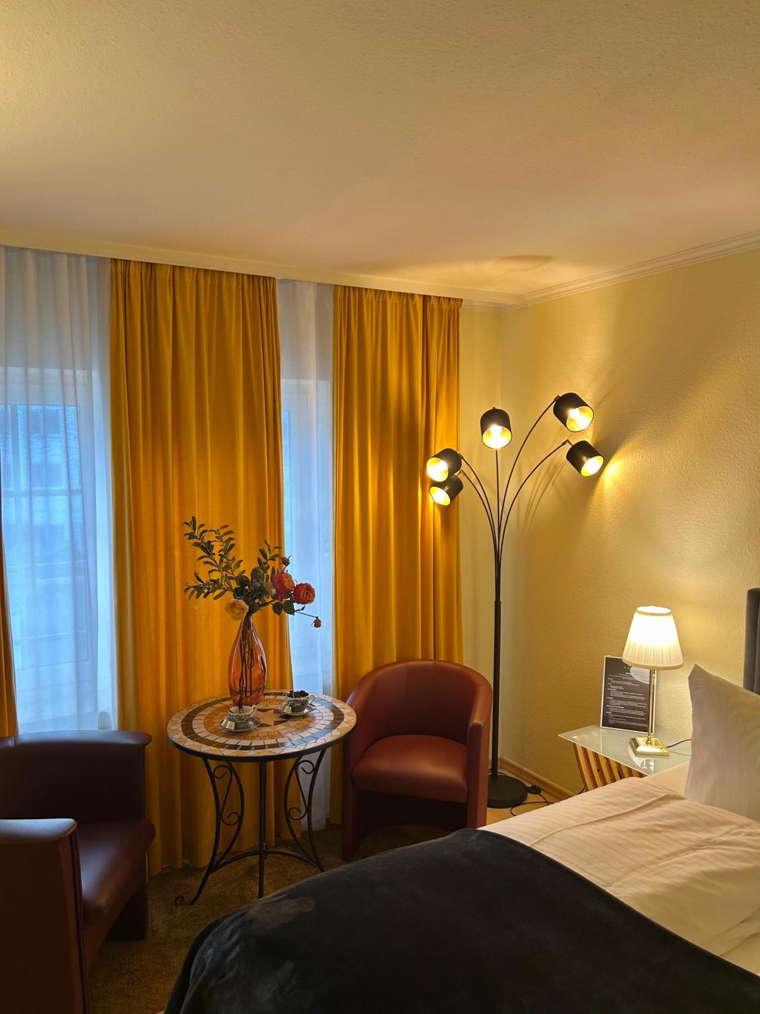 The Soho Altstadt Hotel Дюссельдорф Экстерьер фото
